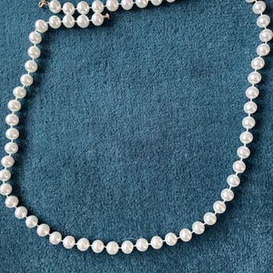 Vintage Faux Pearl Necklace