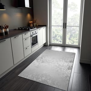 Silver Metallic Look Rug: Modern Shiny Carpet