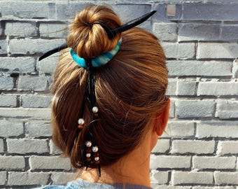 Boho bun ring in merino wool. Hair accessory. Handmade. Hair fashion. Original gift. For her. Dreadlocks.
