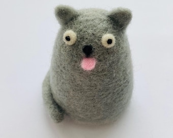 Needle Felted Funny Cat, Needle Felted Cat Figurine, Handmade Felt Cat Ornament, Handmade Wool Felt Figurine
