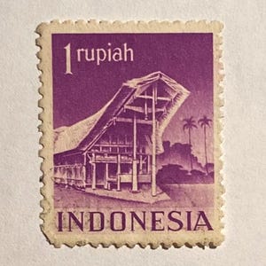 1 Rupiah Indonesian stamp; issued 1947-1950; Toradja House