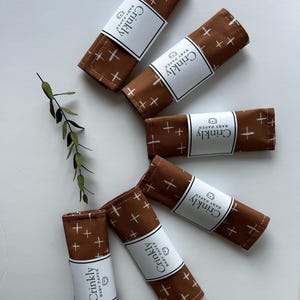 Giocattolo sensoriale per neonati / Piccolo regalo per neonati / Regalo di Natale per la futura mamma / Aggiunta regalo al cestino per neonati / Carta per neonati