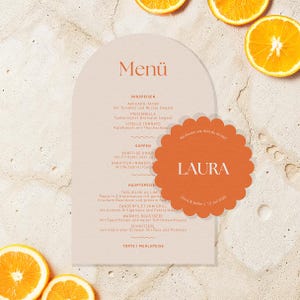 Marque-place rond mariage | Orange avec coupe ondulée | Cartes de visite style bohème | Décoration de table d'été | Personnalisé et fait main