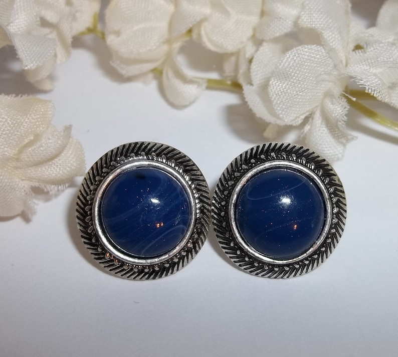 Vintage Costume Jewelry Earrings Silver and Blue Faux Lapis Woman Fashion Funky Circle Post Style Backs Pierced Retro Pair Set wvluckygirl