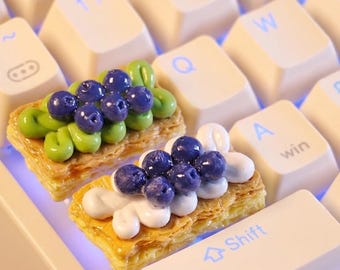 Handmade Blueberry Cake Artisan Keycap:Gourmet Dessert Resin Keycap,1.75u Caps
