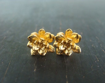 18K Gold Vermeil Miniature Flower Rosette Posts -- Botanical Jewelry -- Nature Cast