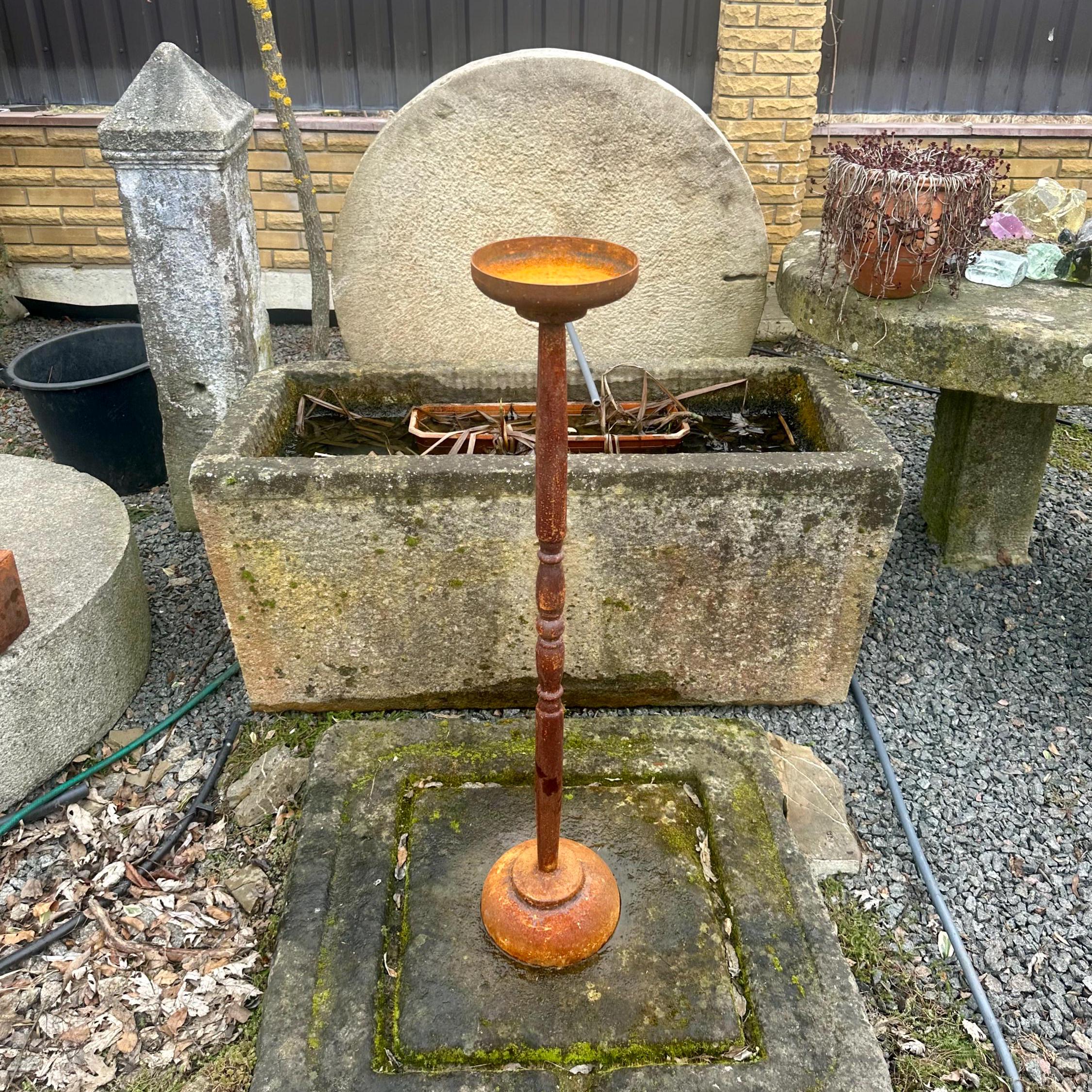 8 "rostiges Vogelhäuschen, Wasserstation, moderne rostige Vogeltränke, Vogel Snackschale, Gartendekor, Metallvogel saatbeet, Vogelstange, Regenfänger