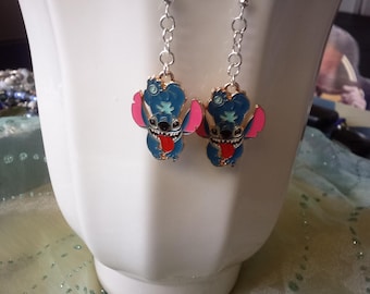 Orecchini pendenti fatti a mano Disney Stitch