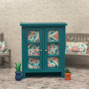 Dollhouse Pie Safe, Miniature hutch