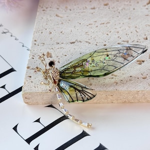 Libellen-Harz-Brosche, elegantes Tierschmuckzubehör, Geschenke für Mamma, Muttertag