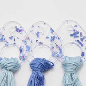 Shimmering Acrylic Glitter Water Drop - Thread Embroidery Organizer - Thread Floss Drop