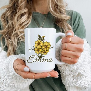 Tazza con fiori di nascita personalizzata, tazza da caffè floreale personalizzata, regalo per la mamma, regalo per la figlia, regalo per la migliore amica, regali sotto i 20 dollari