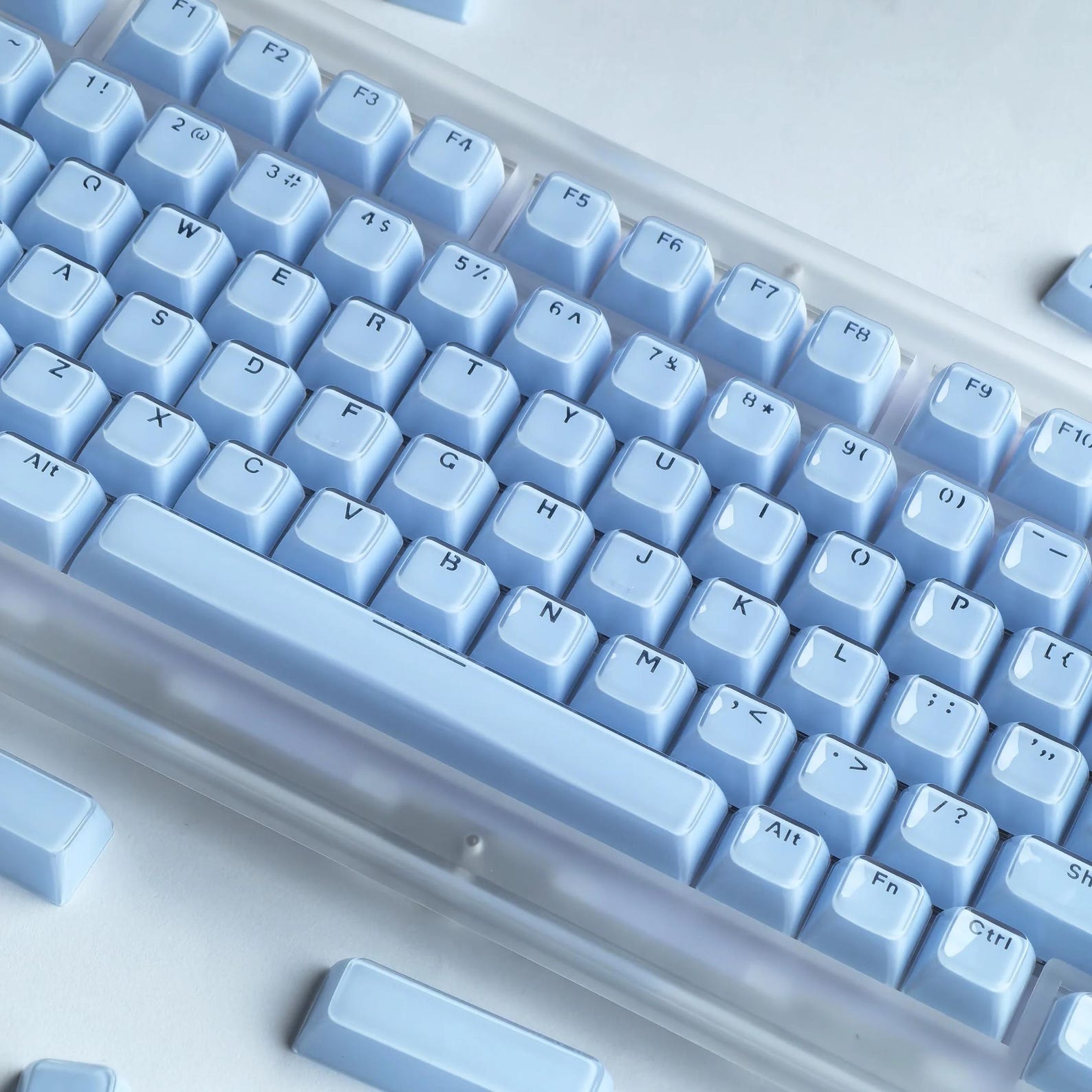 Translucent Key Cap Set Blue Translucent Keycap Set 136 Keys OEM Profile Polycarbonate Crystal ...
