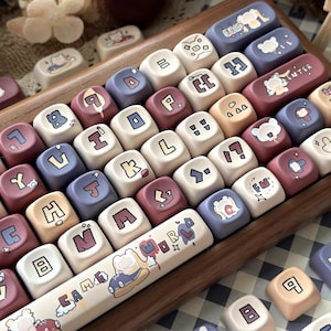 Game World 131 Keycap Set Cute Cartoon PBT Keycaps MOA Profile, Hand-Painted Gaming Keycaps for MX Mechanical Keyboards, Ansi Layout
