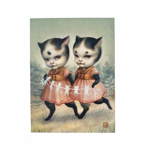 The Kitten Sisters Paper Chain 5 x 7 Mini Art Print par Mab Graves image 1