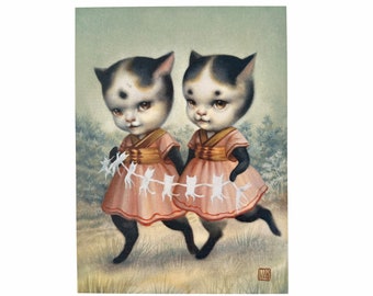 De Kitten Sisters-Paper Chain-5 x 7 Mini Art Print-door Mab Graves