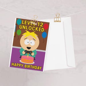 Cartão de aniversário de South Park Butters nível 12 desbloqueado | Cartão de felicitações engraçado para fãs | Presente colecionável exclusivo | Humor de desenho animado