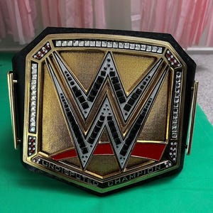 WWEベルトの指輪　未使用 71dmn4c2lBL._AC_SY300_QL30_.jpg