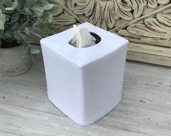 White linen/cotton blend reversible tissue box cover
