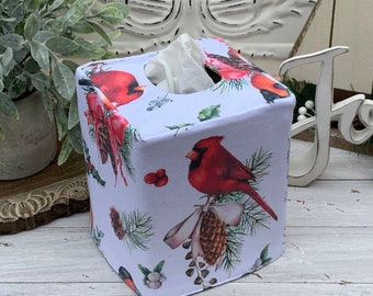 Cardinal Christmas/green linen reversible tissue box cover