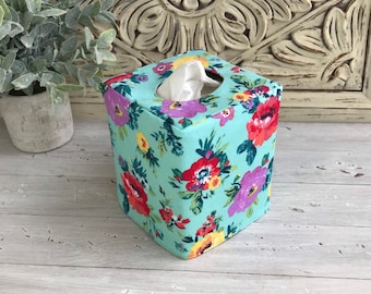 Sweet romance Floral reversible tissue box cover