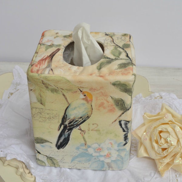 Sparrow reversible tissue box cover