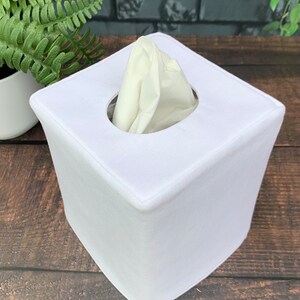 White linen/cotton blend reversible tissue box cover image 2