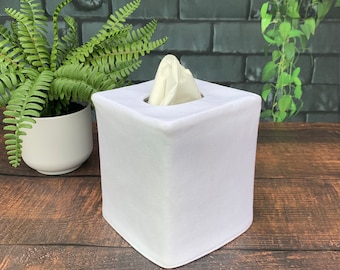 White linen/cotton blend reversible tissue box cover