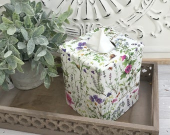 Perennial flowers reversible tissue box cover