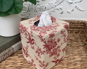 Red Aviary/medallion reversible tissue box cover