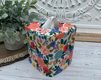 Floral reversible tissue box cover