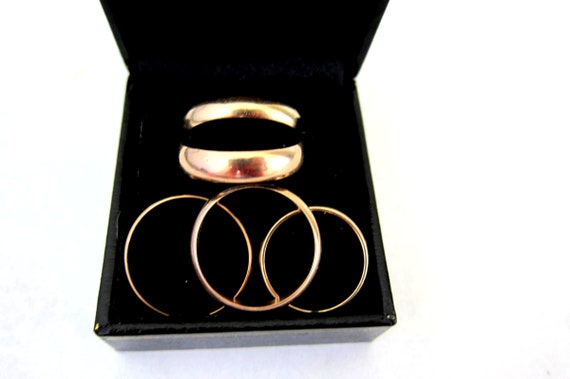 5 Solid Yellow Gold Rings -14K & 18 K ,Various Si… - image 6