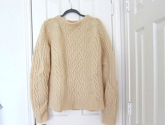 Heavy cable knit sweater discount