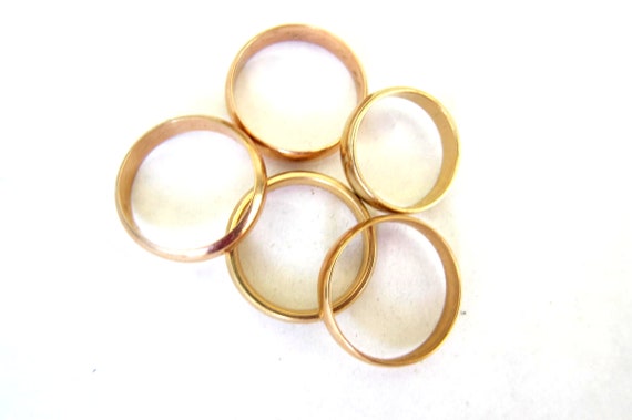 5 Solid Yellow Gold Rings -14K & 18 K ,Various Si… - image 2