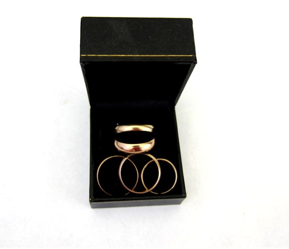 5 Solid Yellow Gold Rings -14K & 18 K ,Various Si… - image 4