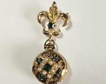 Vintage CORO Locket Brooch: Fleur de Lis, Green Rhinestones & Faux Pearls