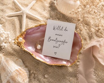 Bridesmaid/Maid of Honor Gift for a Beach Wedding | Oyster Shell with Pearl | Maid of Honor Gift | Seaside Wedding | Nautical Wedding Decor