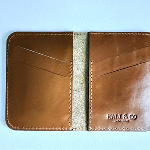 Tarjetero minimalista de piel – Tarjetero fino hecho a mano – Tarjetero de piel auténtica – Cartera unisex – Regalo para él o para ella - Mali and Co