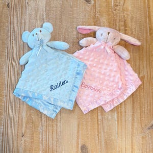 Personalized Baby Lovey with Monogram or Name – Custom Security Blanket – Soft Comfort Blanket for Babies – Baby Shower Gift