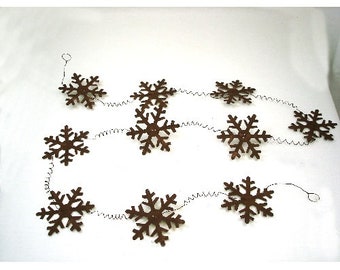 Rusty Tin Snowflake Wire Garland  42"  Americana Rustic Primitive Crafts