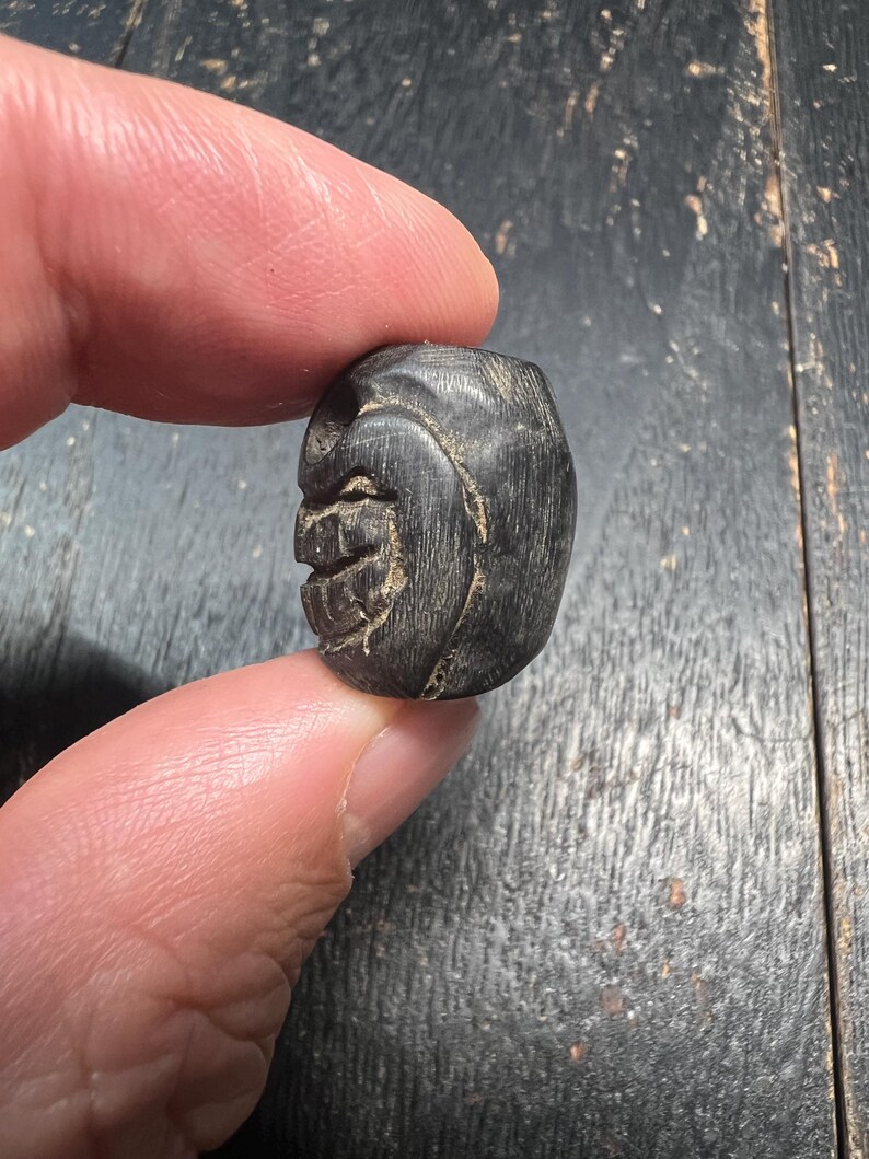 Hand Carved Ox Horn Smashan Chitta Skull Spacer Bead – Tibetan Buddhist Mala Separator – Unique Vintage Amulet Bead image 2