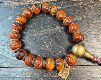 Pulsera vintage de calavera de hueso de yak, cuentas estilo Citipati con diseño de cementerio, mala espiritual tibetana, cuenta de gurú de latón, amuleto de protección tribal, 8-9
