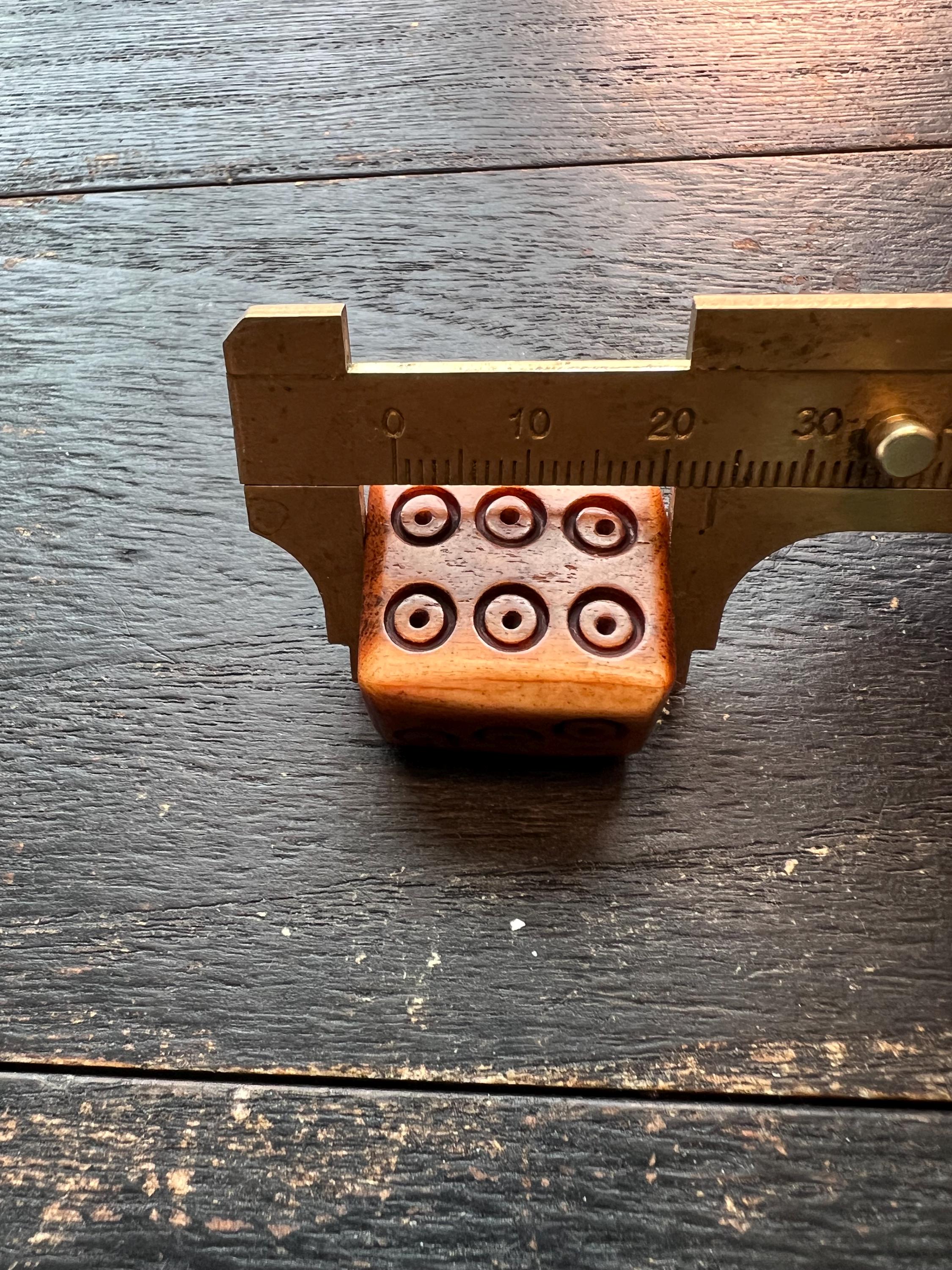 ヴィンテージ ヤク骨 サイコロ 数珠 カウンタービーズ | チベット仏教