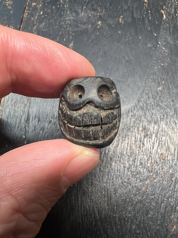 Hand Carved Ox Horn Smashan Chitta Skull Spacer Bead – Tibetan Buddhist Mala Separator – Unique Vintage Amulet Bead