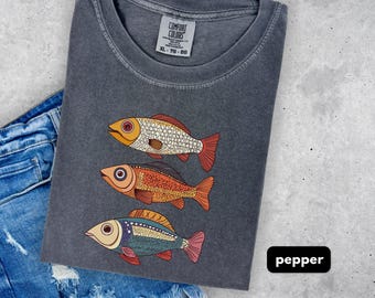 Abstraktes buntes Fisch-Hemd, Sardinenforelle-Grafik-T-Stück, Retro-Sommer-Reise-T-Stück, Komfortfarben, grafische T-Shirts, Küstenkern, lustiges Geschenk für sie