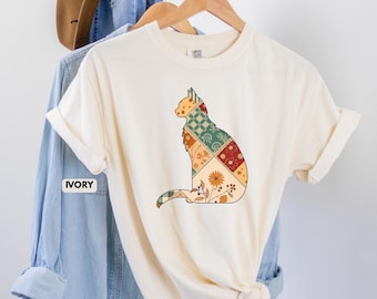 Faux Patchwork Cat Shirt, Quilt Style Comfort Colors Kitty Tee, Cottagecore Graphic, Faux Quilting, Retro Crewneck Cat Shirt