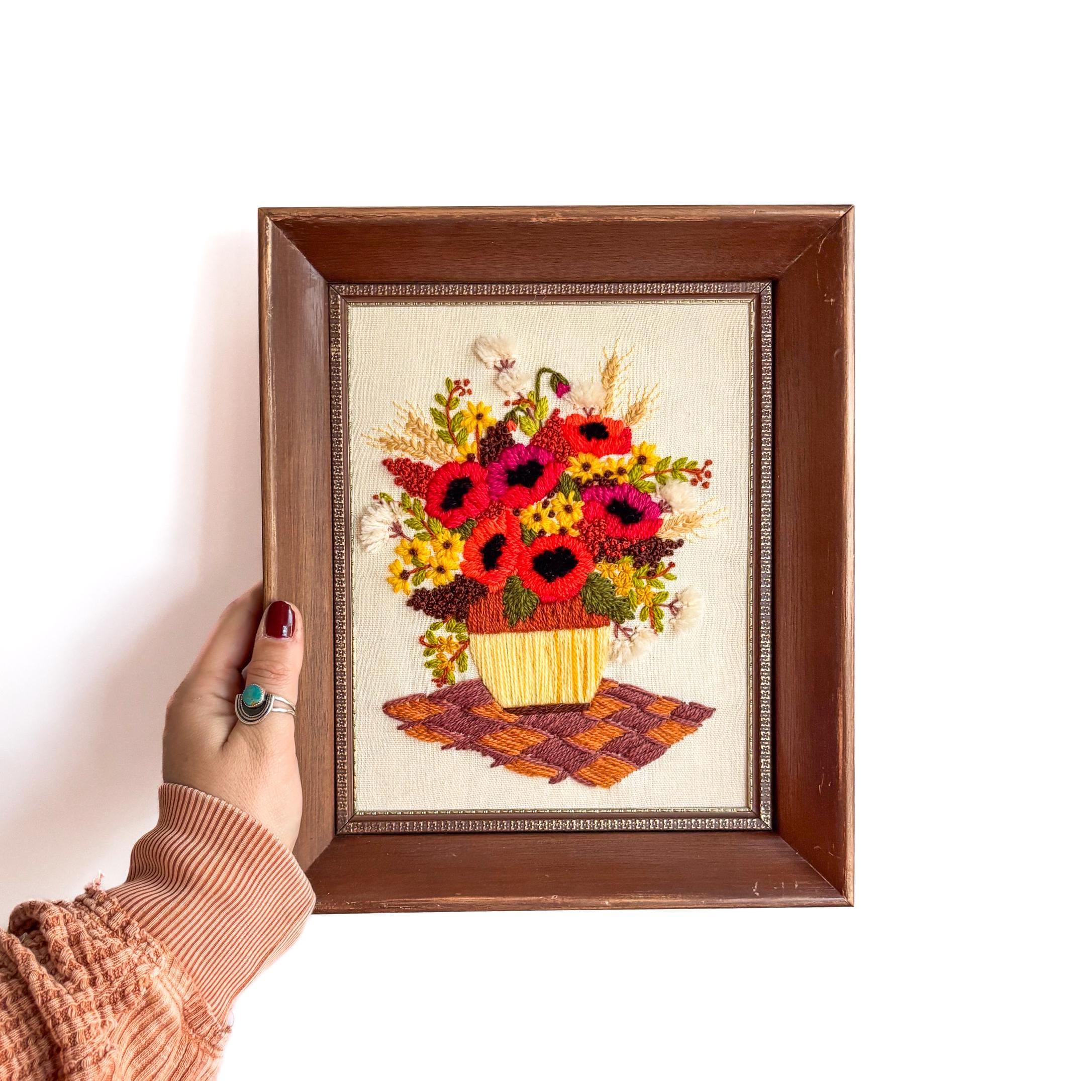 vintage poppy flower bouquet crewel embroidery - 8x10 wood frame