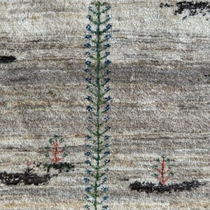 Cream and Gray Plush Wool Accent Rug.