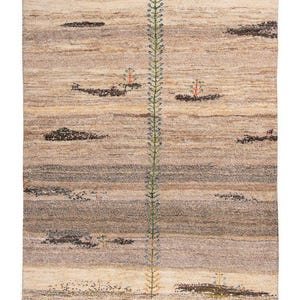 Cream and Gray Plush Wool Accent Rug.