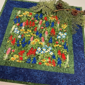Texas Wildflower Quilted Table Topper, Reversible Table Mat, 20x20" Coffee Table End Table Nightstand, Large Square Summer Spring Decor